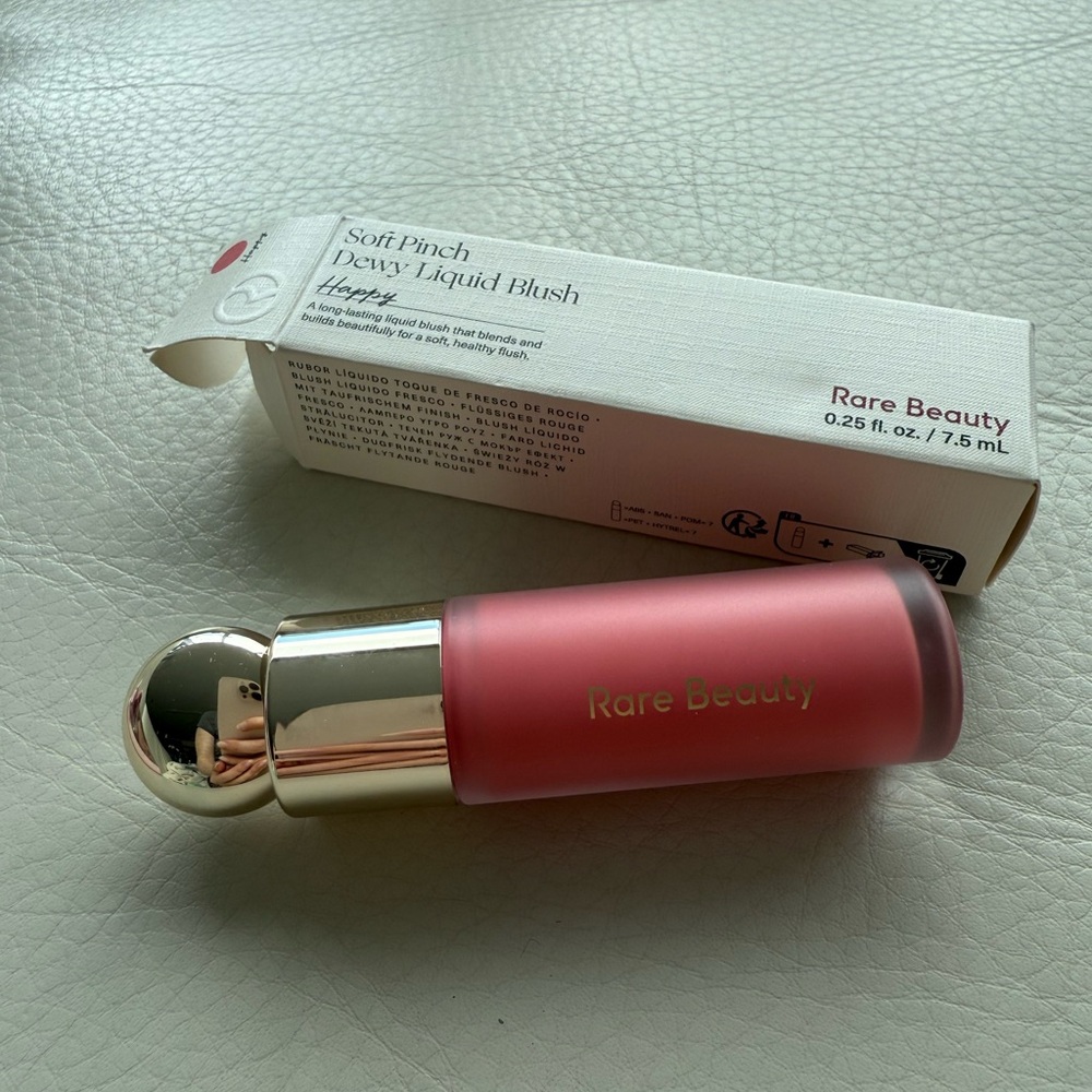 RARE BEAUTY BY SELENA GOMEZ Soft Pinch Liquid Blush